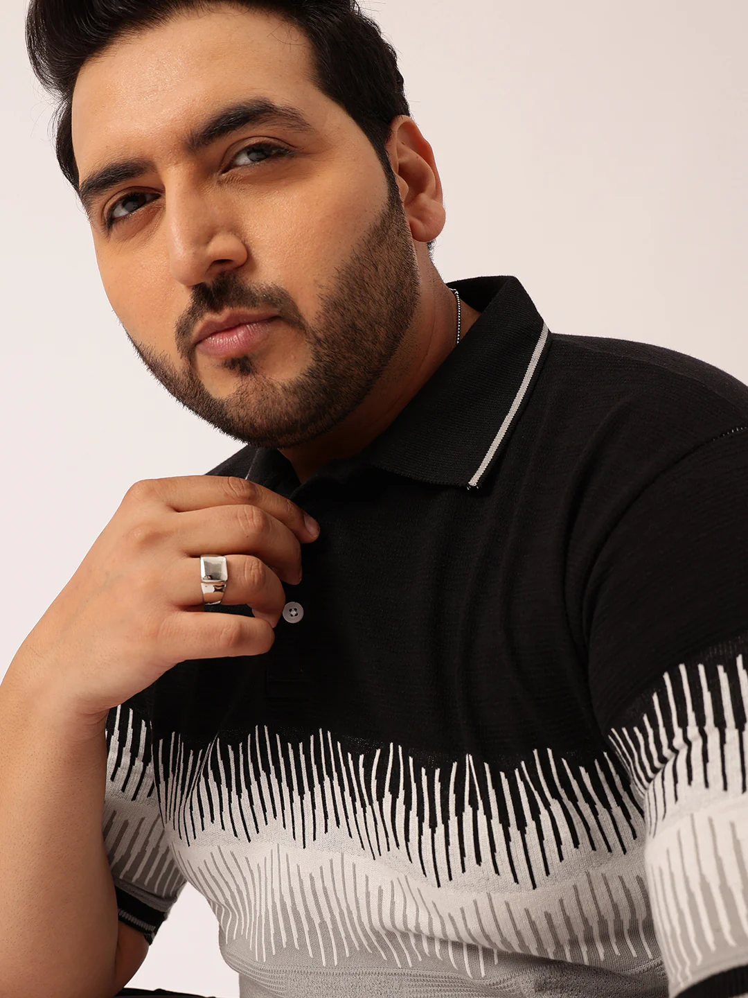 Black Jacquard Knitted Polo T-shirt - Image 2
