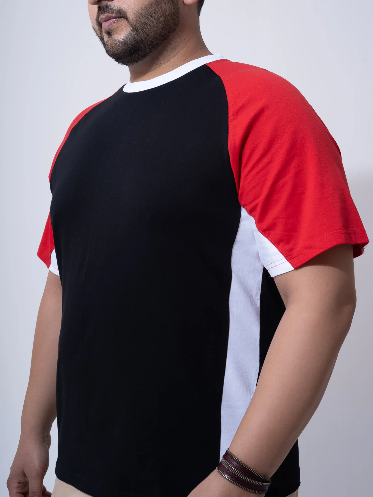 Black Red White Raglan Plus Size T-shirt - Image 3