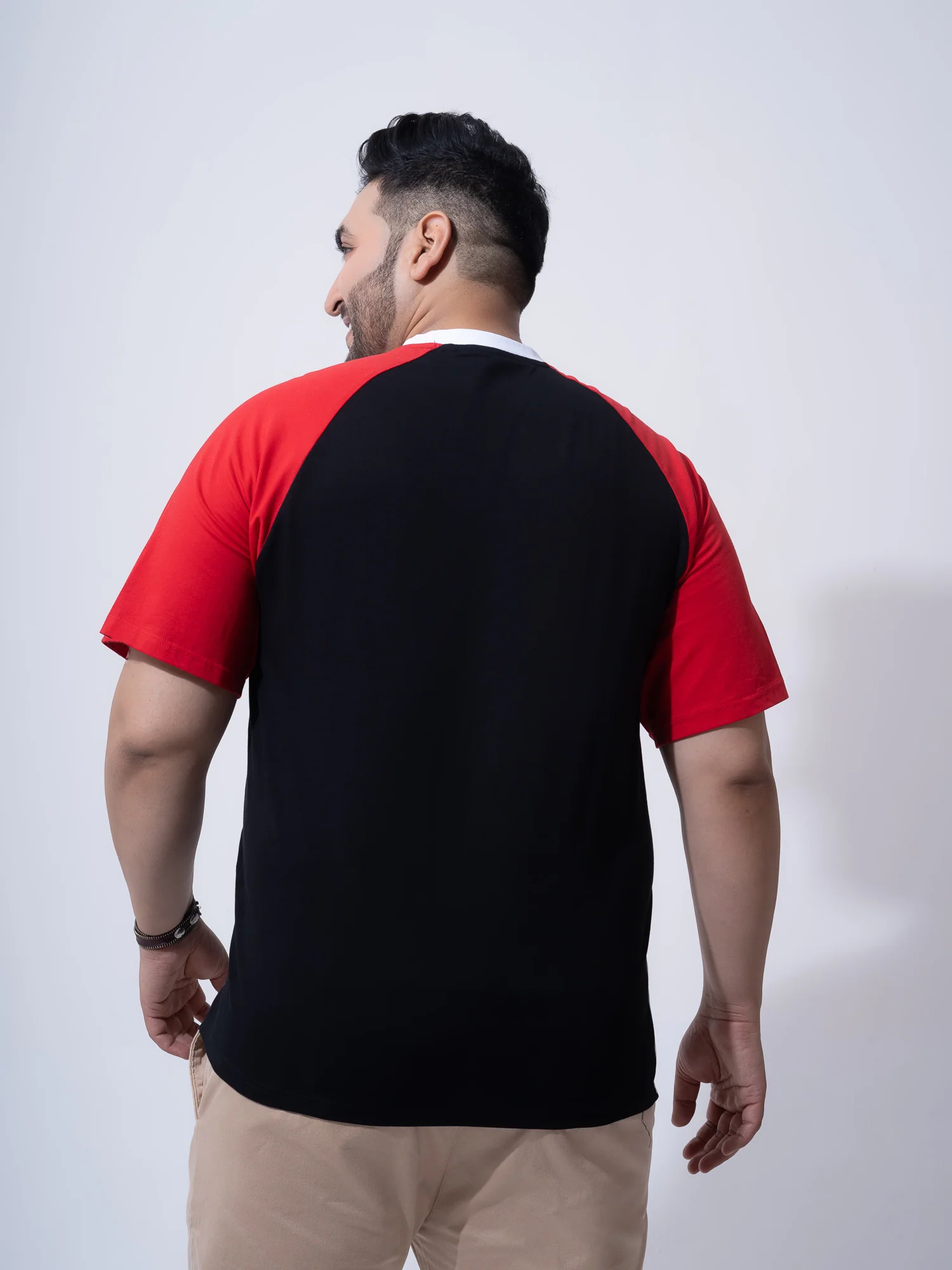 Black Red White Raglan Plus Size T-shirt - Image 7