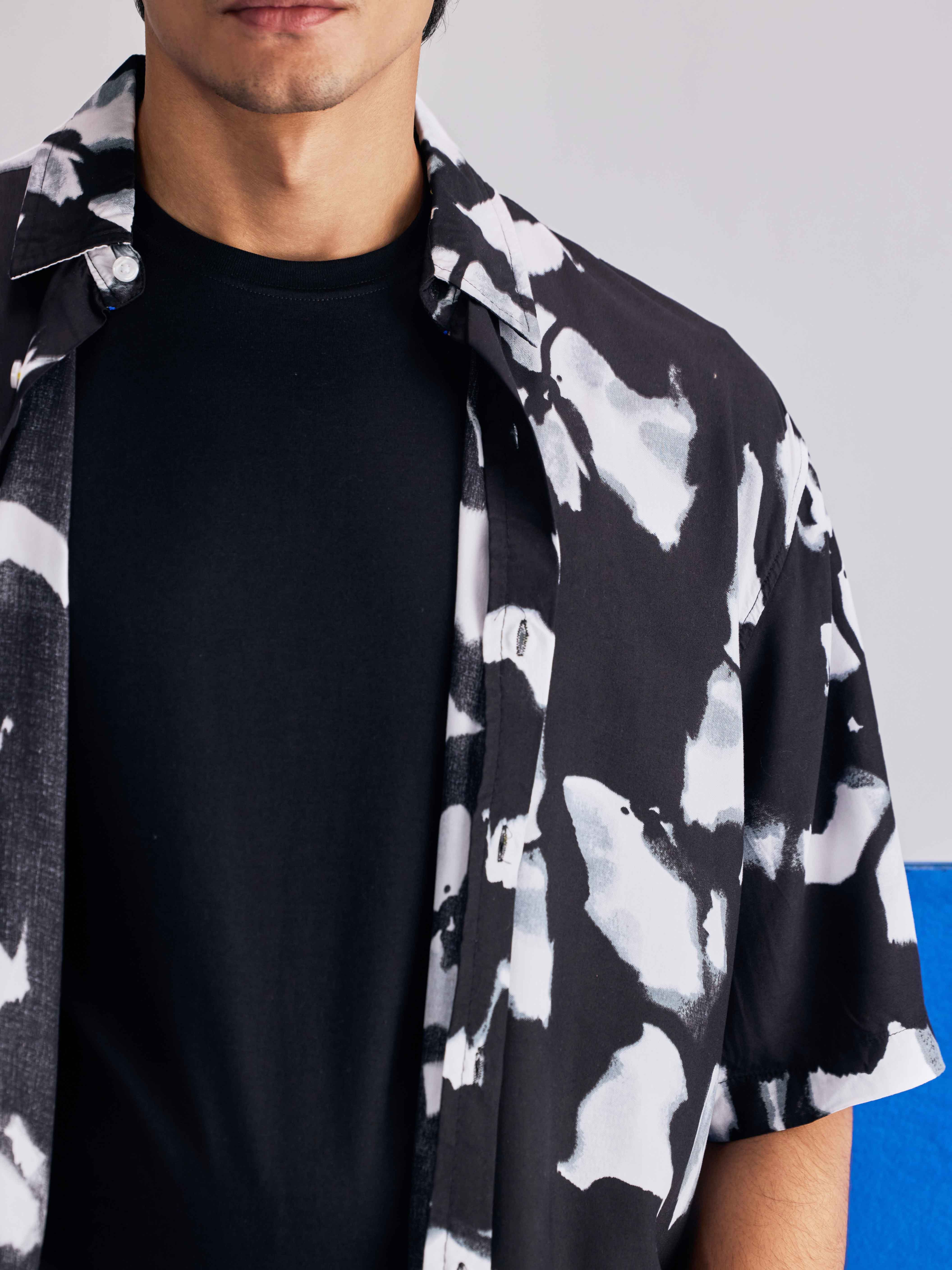 Black summer Printed Half Sleeve Plus Size Shirt - Image 7