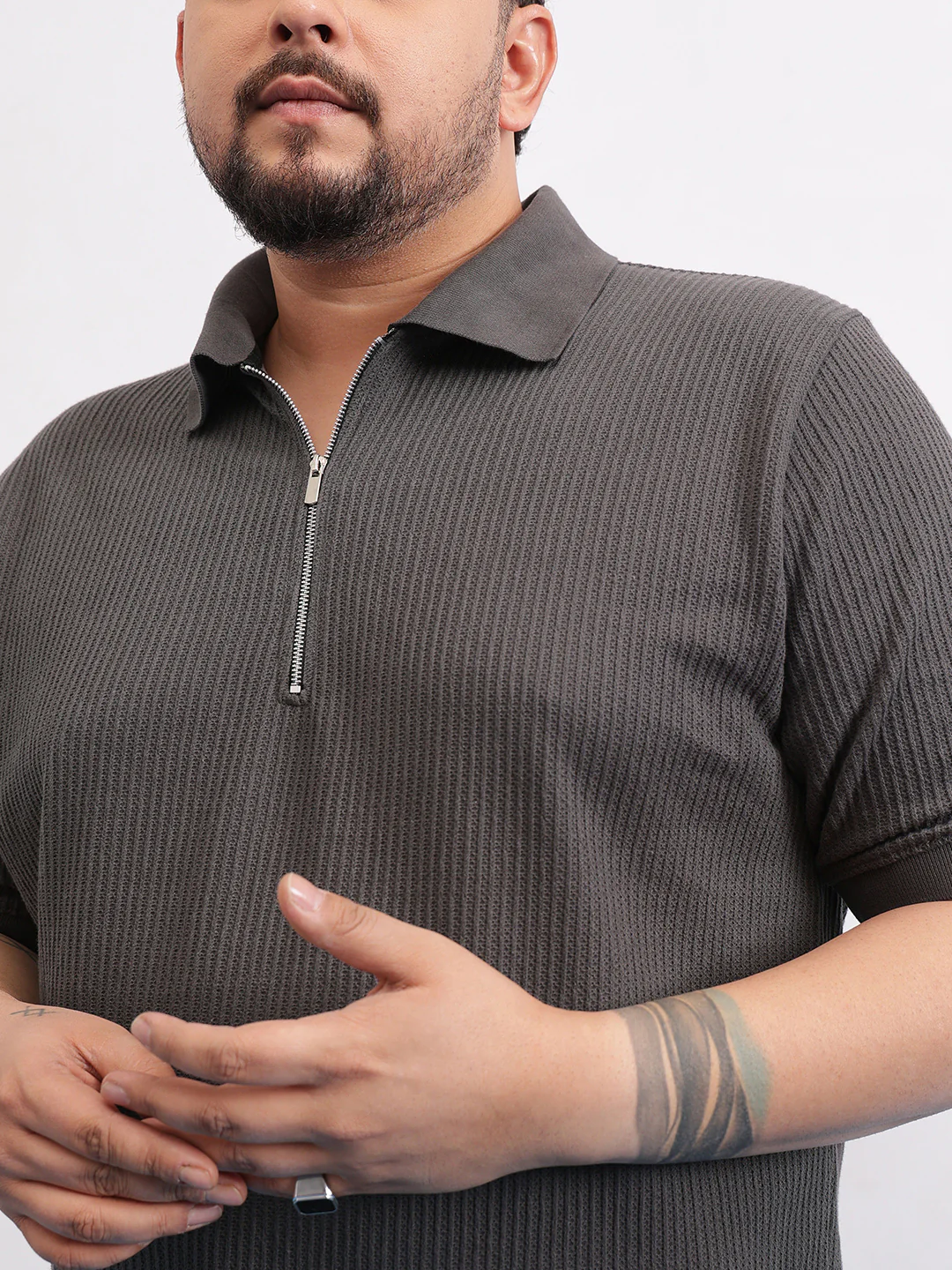 Interlock Zipper Knitted Polo T-shirt - Image 9