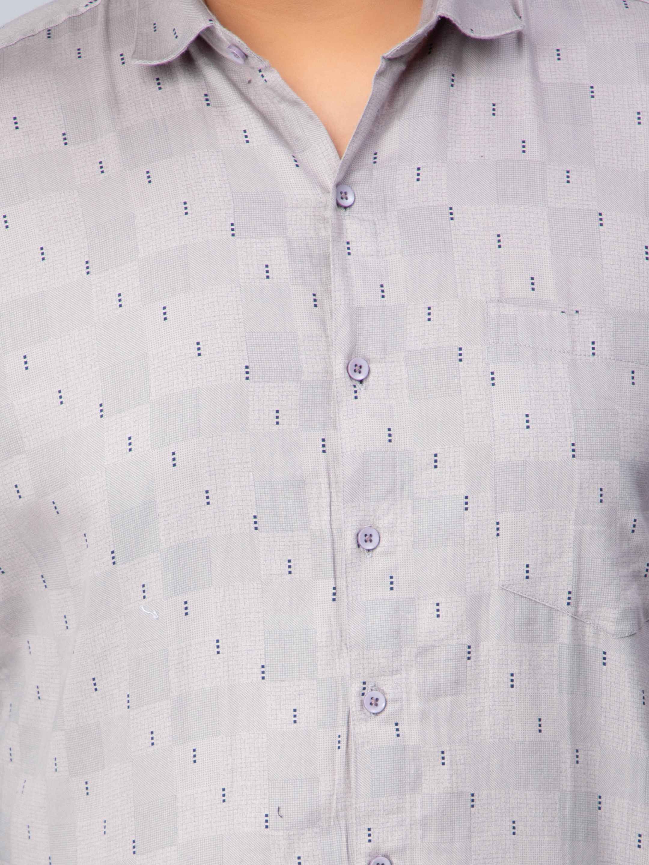 Light Grey Square Printed Plus Size Shirt - Image 4