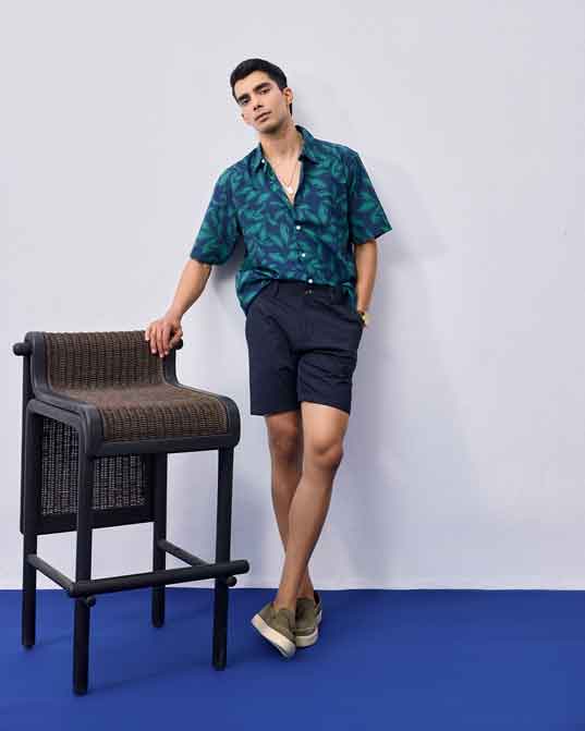 Printed Half Sleeve Plus Size Shirt - Image 7